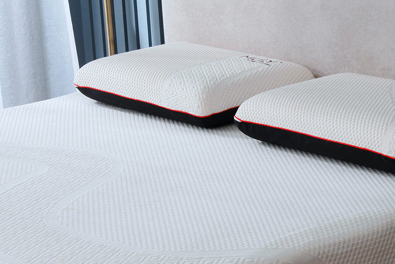 MLILY Manchester United Pillow