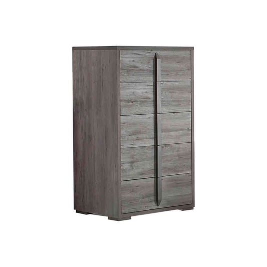 Evelyn Chest