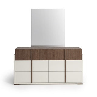 Livia Mirror